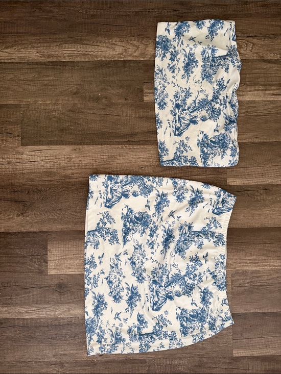 Dresses & Skirts - Girls Blue and White Floral Skirt Set